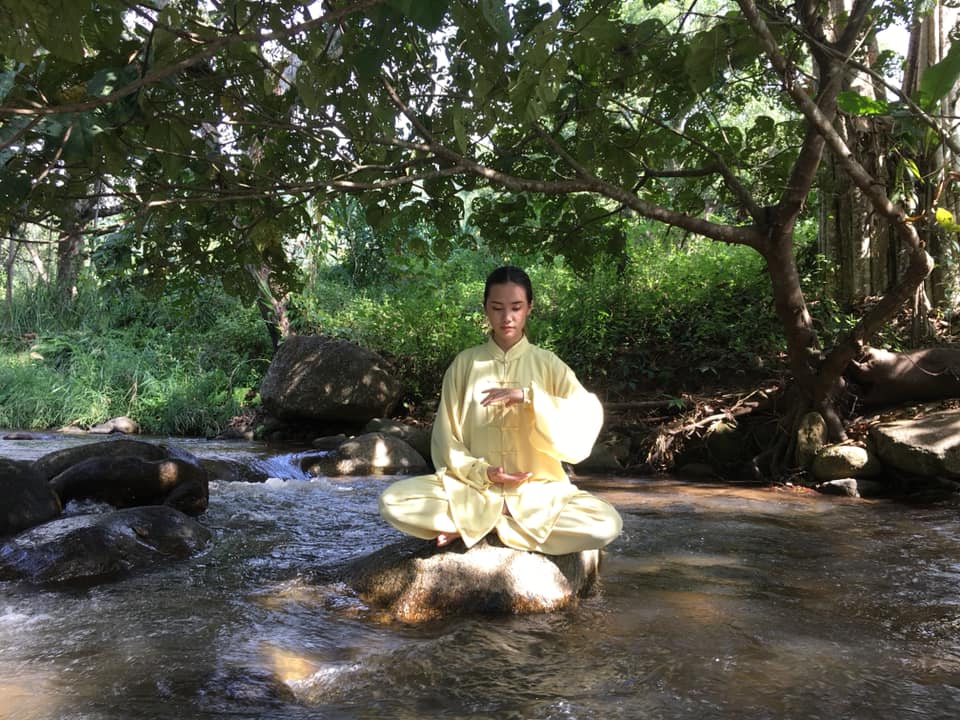 Master Julie practicing Qigong